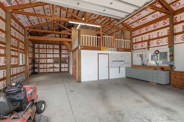5615 N COLFAX ST, Dalton Gardens, ID 83815