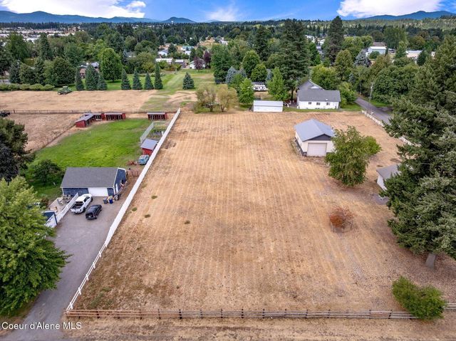 5615 N COLFAX ST, Dalton Gardens, ID 83815