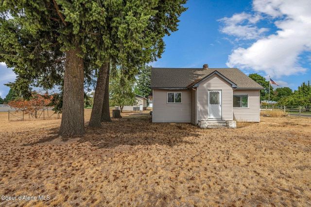 5615 N COLFAX ST, Dalton Gardens, ID 83815