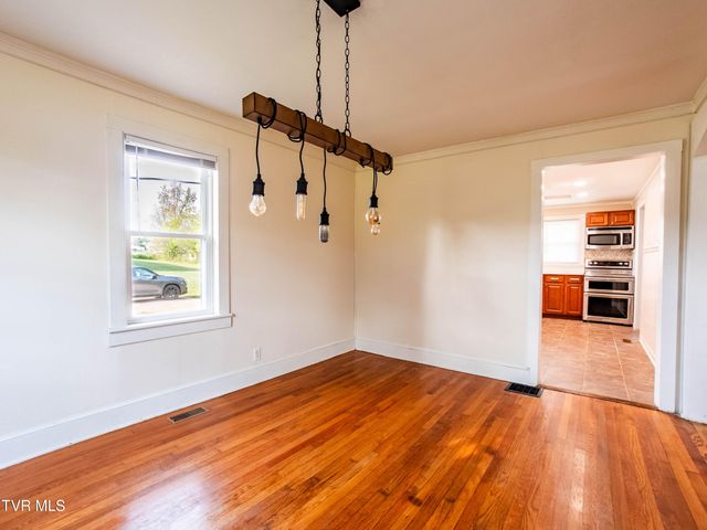 218 Messick Avenue, Church Hill, TN 37642
