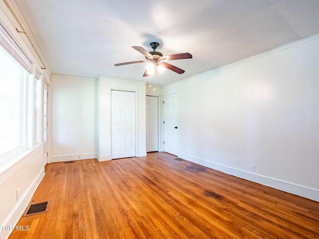 218 Messick Avenue, Church Hill, TN 37642