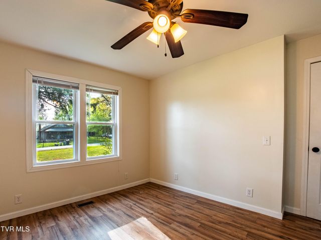 218 Messick Avenue, Church Hill, TN 37642