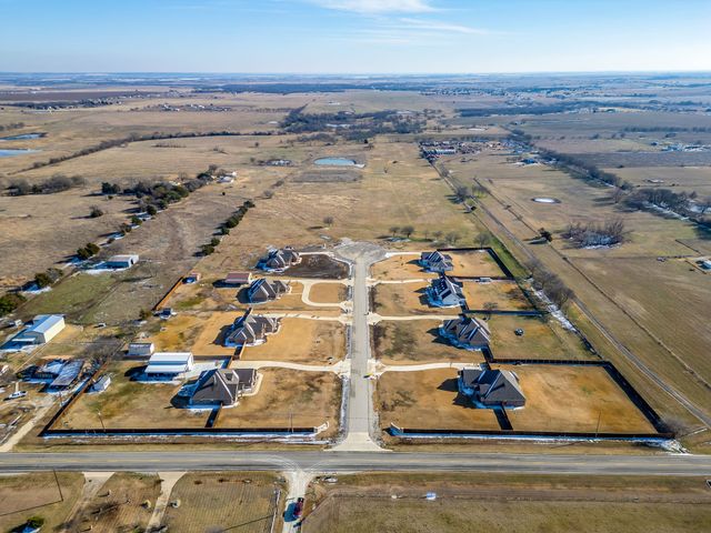 9841 Terry Meadows Lane N, Grandview, TX 76050