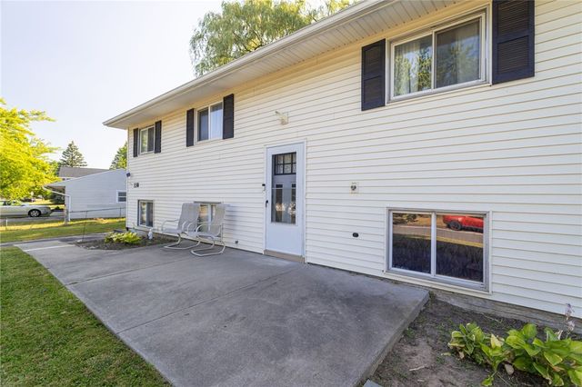 138 Nevins Road, Henrietta, NY 14467