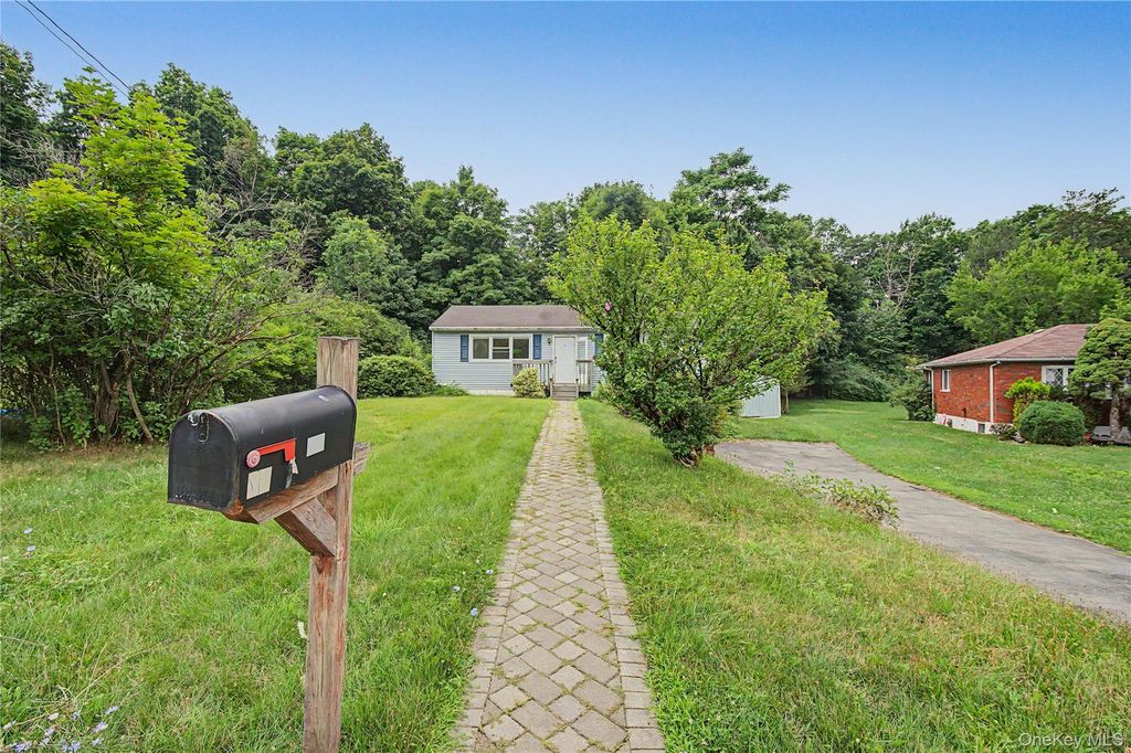 34 Duelk Avenue, Monroe, NY 10950