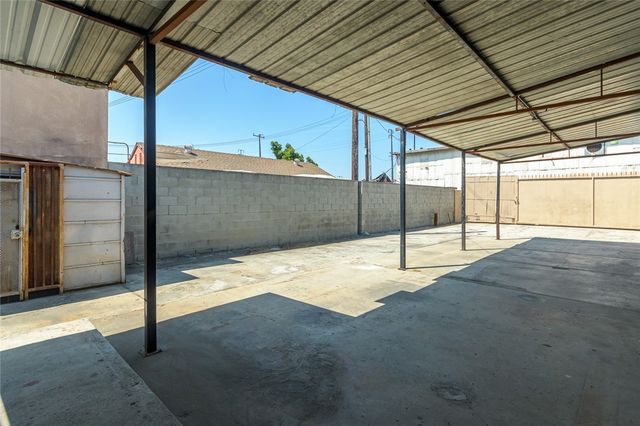 6409 Regent, Huntington Park, CA 90255