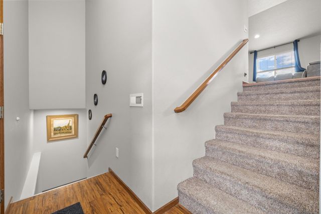 314 5TH AVE SW, Surrey, ND 58785