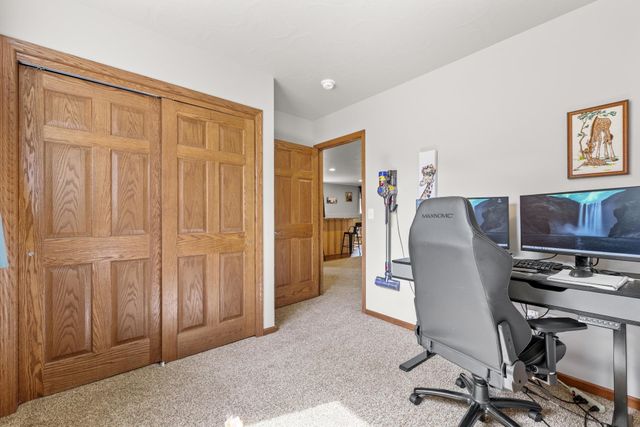 314 5TH AVE SW, Surrey, ND 58785