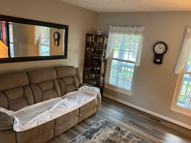 2491 Pressmen Drive, Hilliard, OH 43026