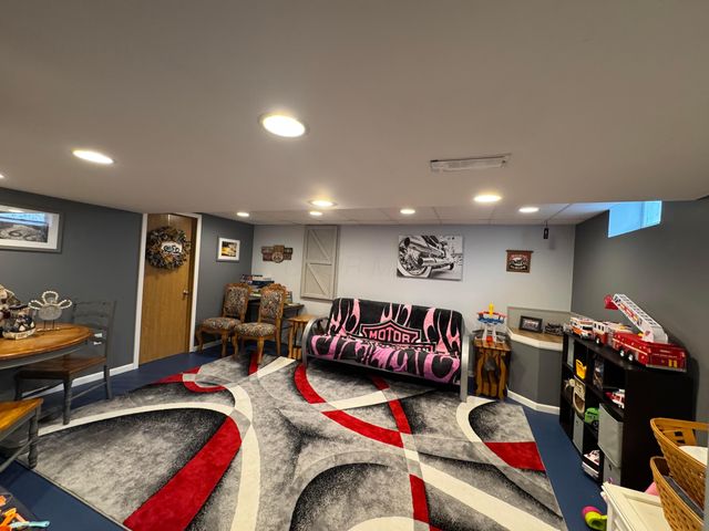 2491 Pressmen Drive, Hilliard, OH 43026