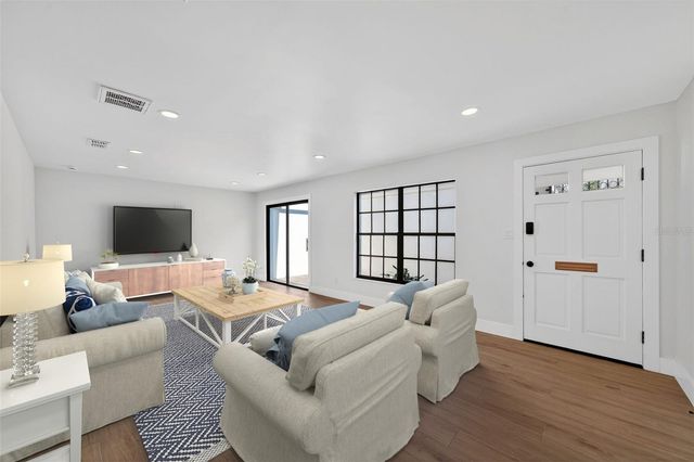 908 HILLARY COURT 15, Orlando, FL 32804