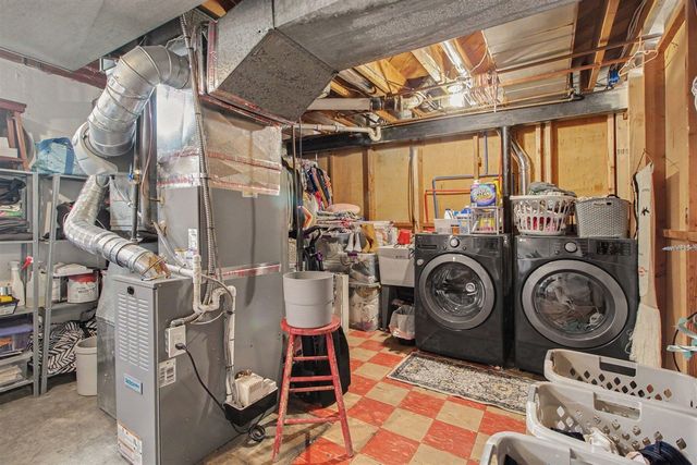 29922 Lonnie Drive, Westland, MI 48185
