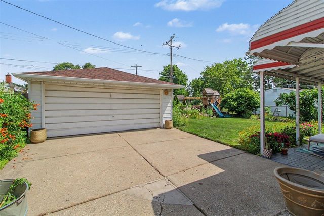 29922 Lonnie Drive, Westland, MI 48185