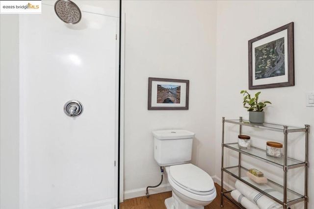 3085 Monterey Blvd, Oakland, CA 94602