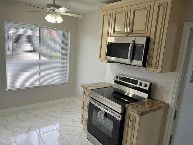 14704 Wildflower Lane, Delray Beach, FL 33446