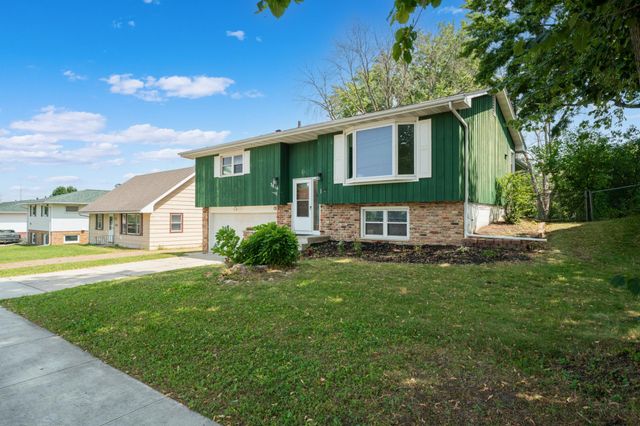 3816 18th Avenue NW, Rochester, MN 55901