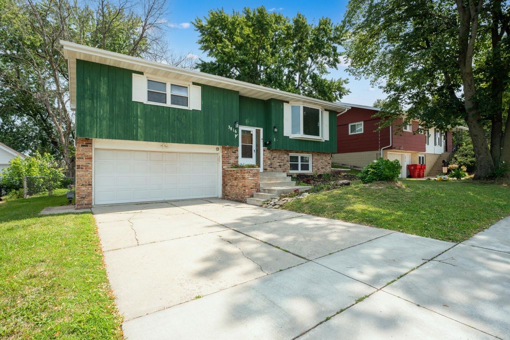 3816 18th Avenue NW, Rochester, MN 55901