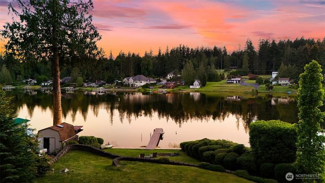 15404 Lakeview Avenue, Stanwood, WA 98292