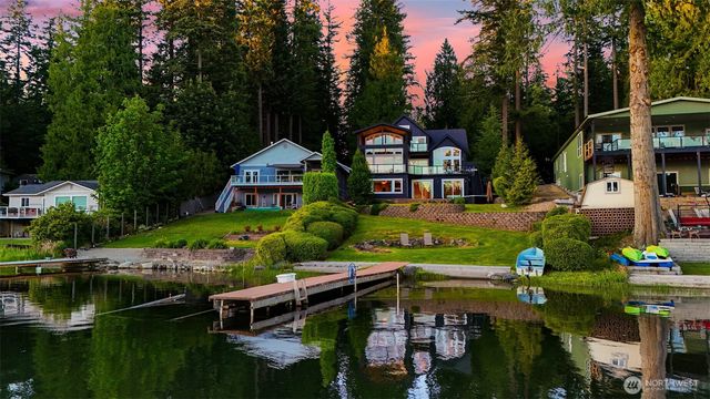 15404 Lakeview Avenue, Stanwood, WA 98292
