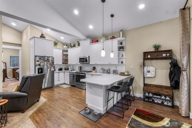 15404 Lakeview Avenue, Stanwood, WA 98292
