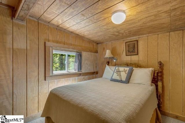 814 Moorefield Memorial Highway, Sunset, SC 29685