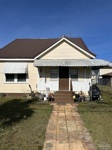 2416 W Desoto St, Pensacola, FL 32505