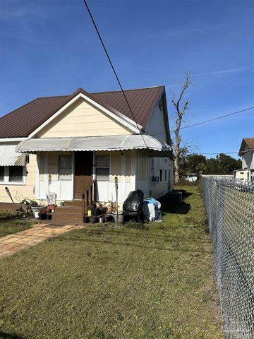 2416 W Desoto St, Pensacola, FL 32505