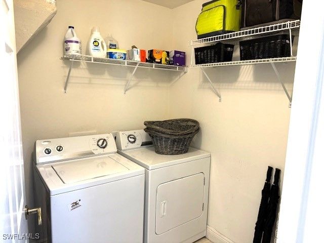 2743 1st ST 305, Fort Myers, FL 33916