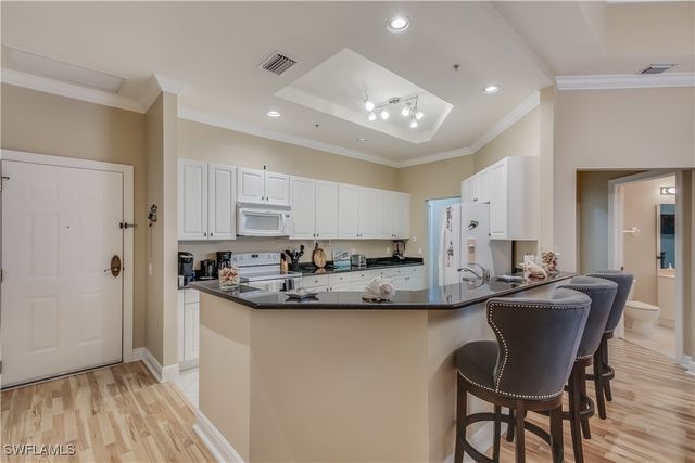 2743 1st ST 305, Fort Myers, FL 33916