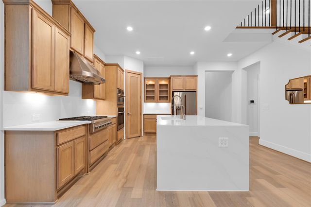 6 Gentle Branch Place, Tomball, TX 77375