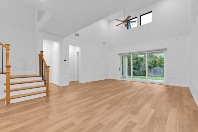 6 Gentle Branch Place, Tomball, TX 77375