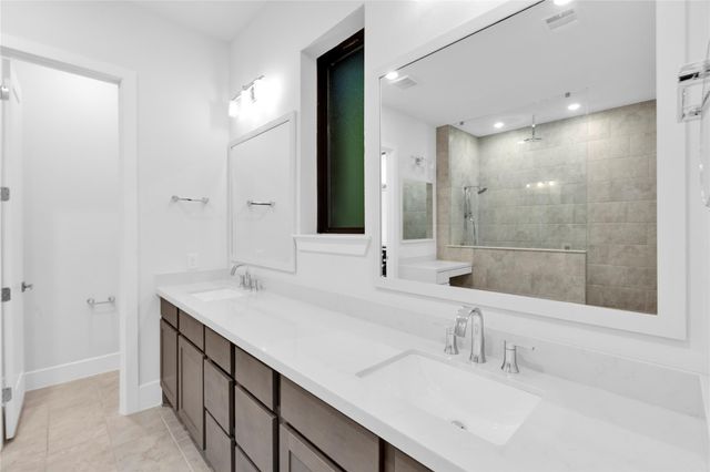 6 Gentle Branch Place, Tomball, TX 77375