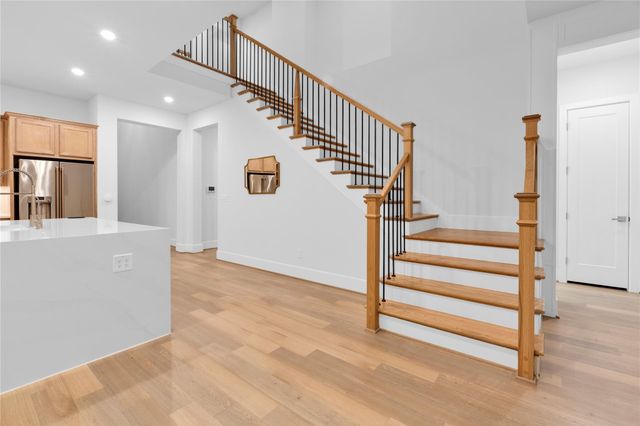 6 Gentle Branch Place, Tomball, TX 77375