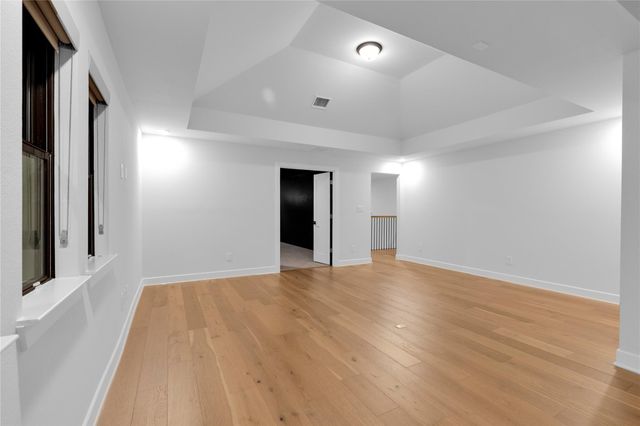 6 Gentle Branch Place, Tomball, TX 77375