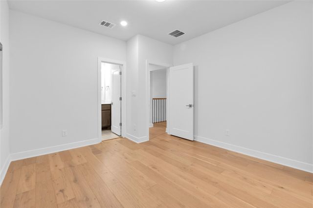 6 Gentle Branch Place, Tomball, TX 77375