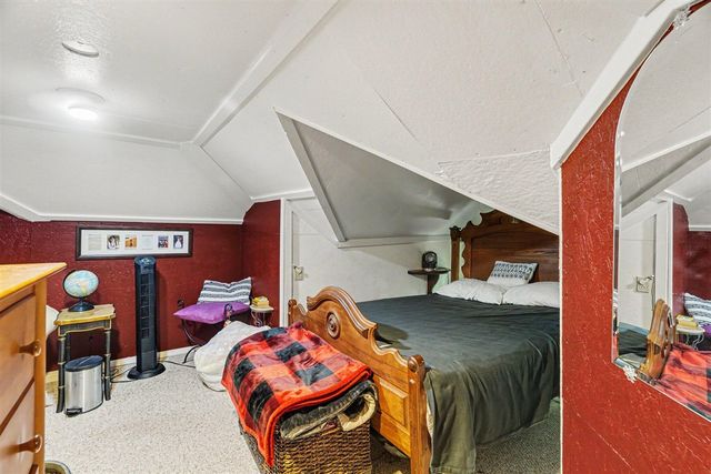 24 Sherman, Galesburg, MI 49053
