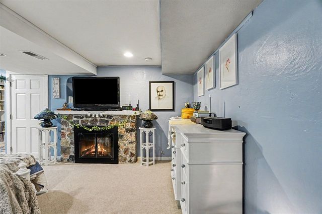 24 Sherman, Galesburg, MI 49053
