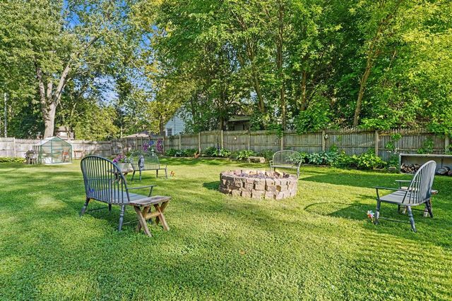 24 Sherman, Galesburg, MI 49053