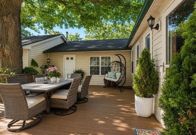 24 Sherman, Galesburg, MI 49053