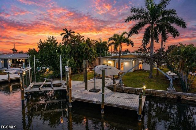 12307 Matlacha BLVD, Matlacha Isles, FL 33991