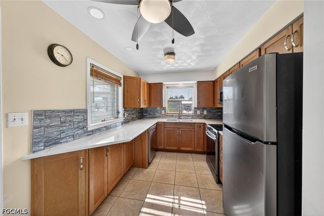 12307 Matlacha BLVD, Matlacha Isles, FL 33991