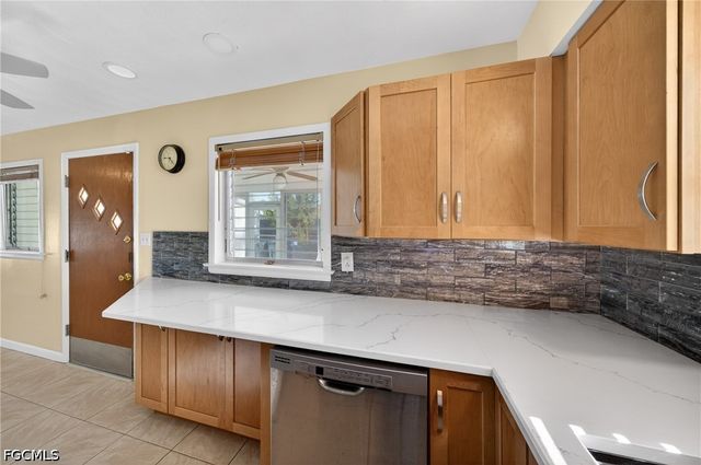 12307 Matlacha BLVD, Matlacha Isles, FL 33991