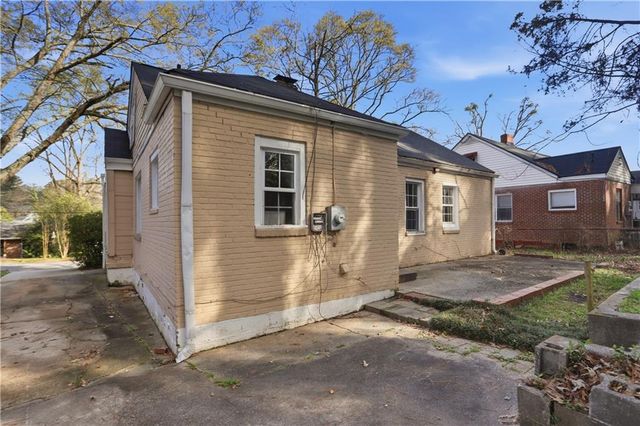 1905 S Gordon SW Street, Atlanta, GA 30310