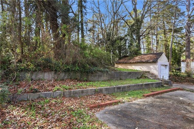 1905 S Gordon SW Street, Atlanta, GA 30310