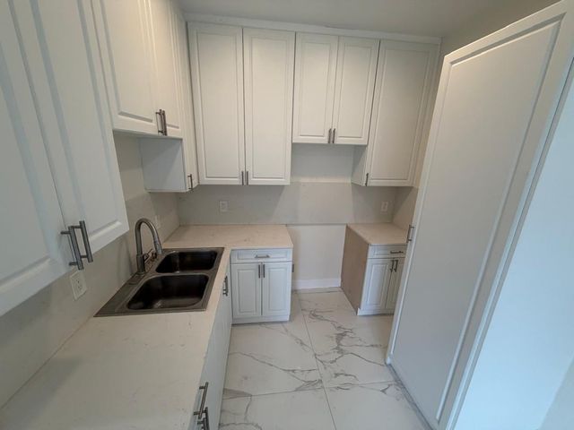6410 NW Miami Court, Miami, FL 33150