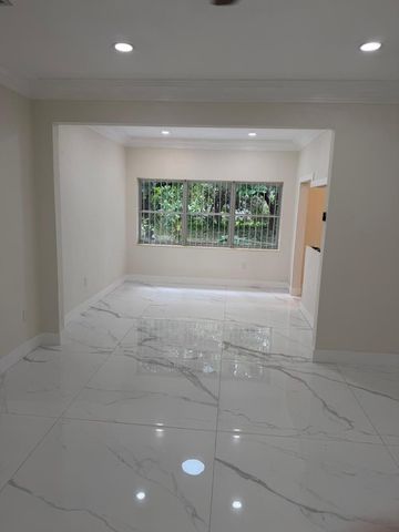 6410 NW Miami Court, Miami, FL 33150