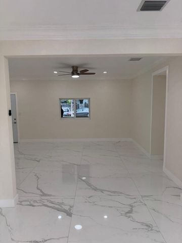 6410 NW Miami Court, Miami, FL 33150
