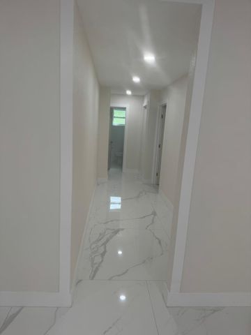 6410 NW Miami Court, Miami, FL 33150