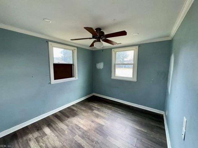 521 Beacon RD, Portsmouth, VA 23702