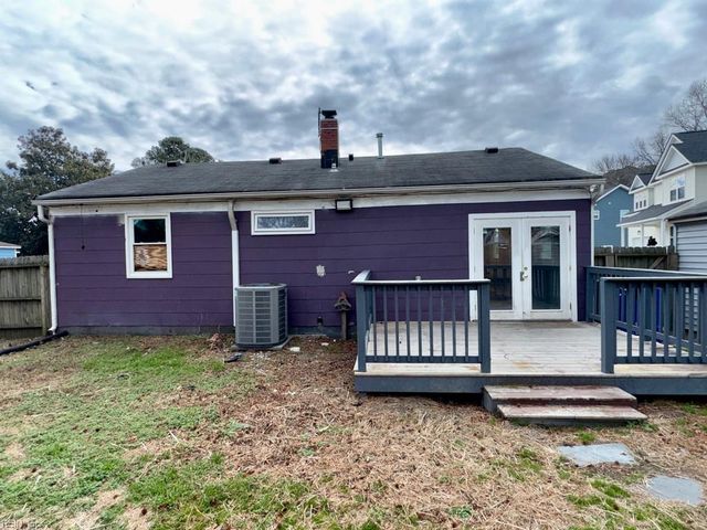 521 Beacon RD, Portsmouth, VA 23702